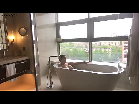 ❤️ Valtava babe runkkaa intohimoisesti pilluaan kylpyhuoneessa Pornovideo at porn fi.courseclass.ru ❌❤